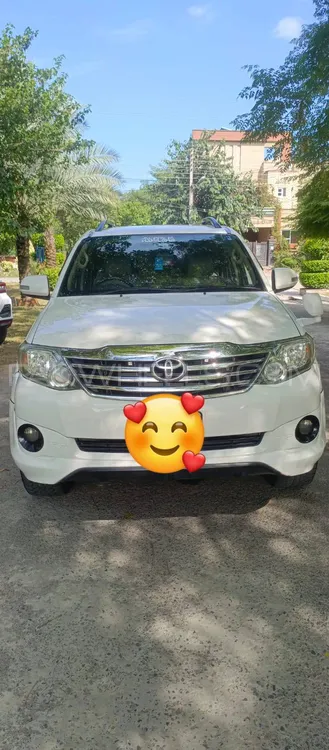 Toyota Fortuner 2015 for Sale in Lahore Image-1