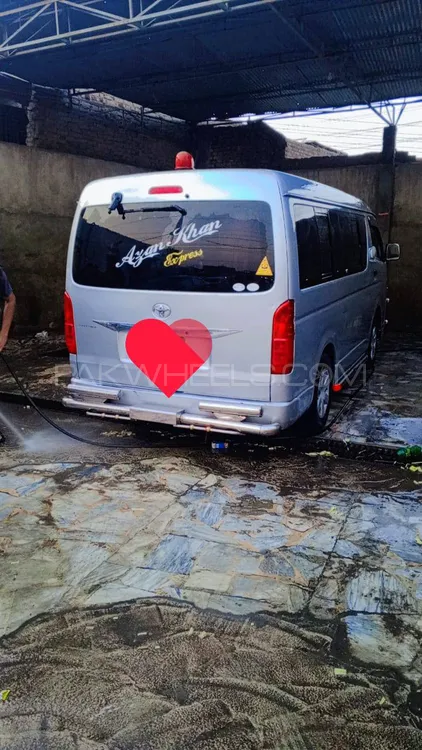 Toyota Hiace 2012 for Sale in Peshawar Image-1