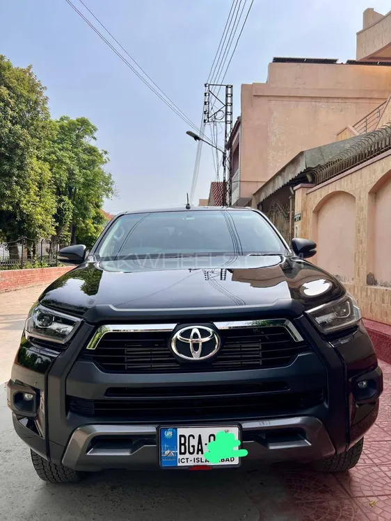 Toyota Hilux 2025 for Sale in Faisalabad Image-1