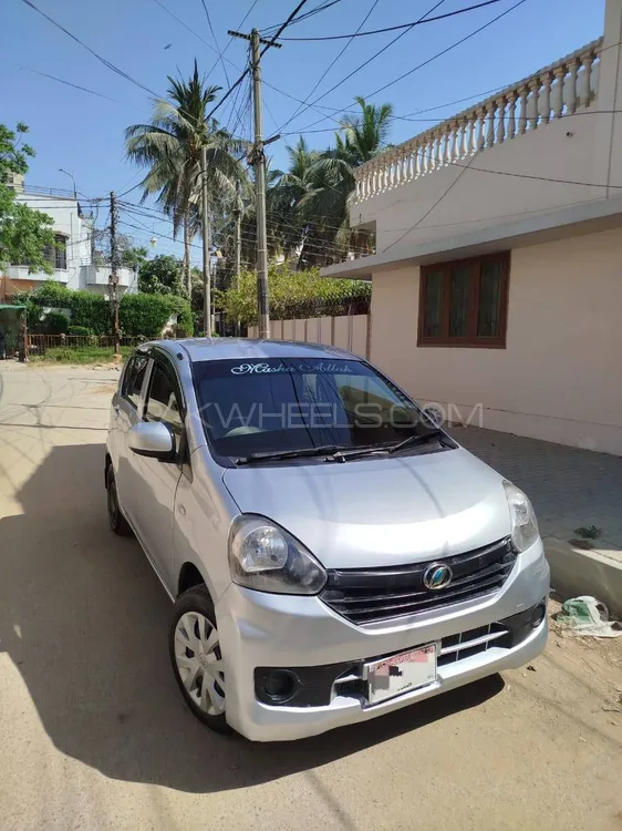 Toyota Pixis Epoch 2013 for Sale in Karachi Image-1