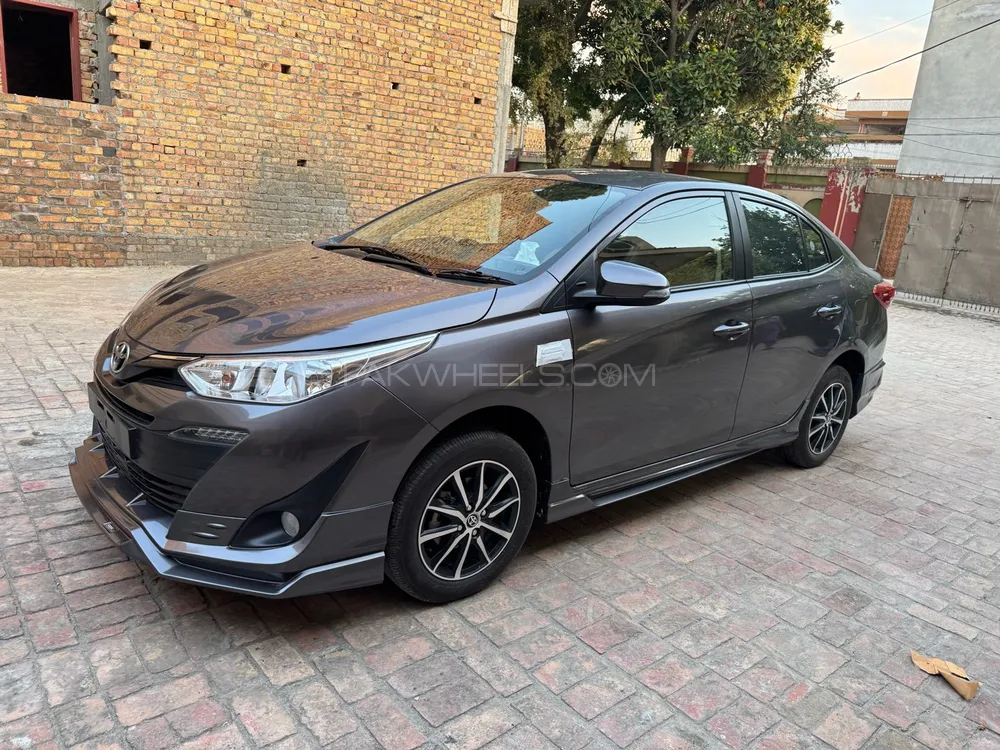 Toyota Yaris Sedan 2021 for Sale in Islamabad Image-1