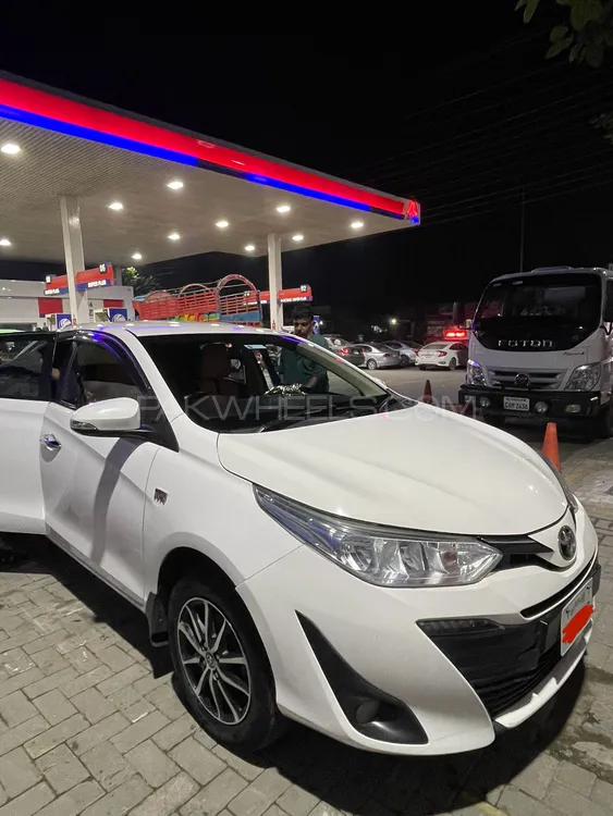 Toyota Yaris Sedan 2020 for Sale in Lahore Image-1