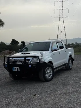 Toyota Hilux Invincible 2013