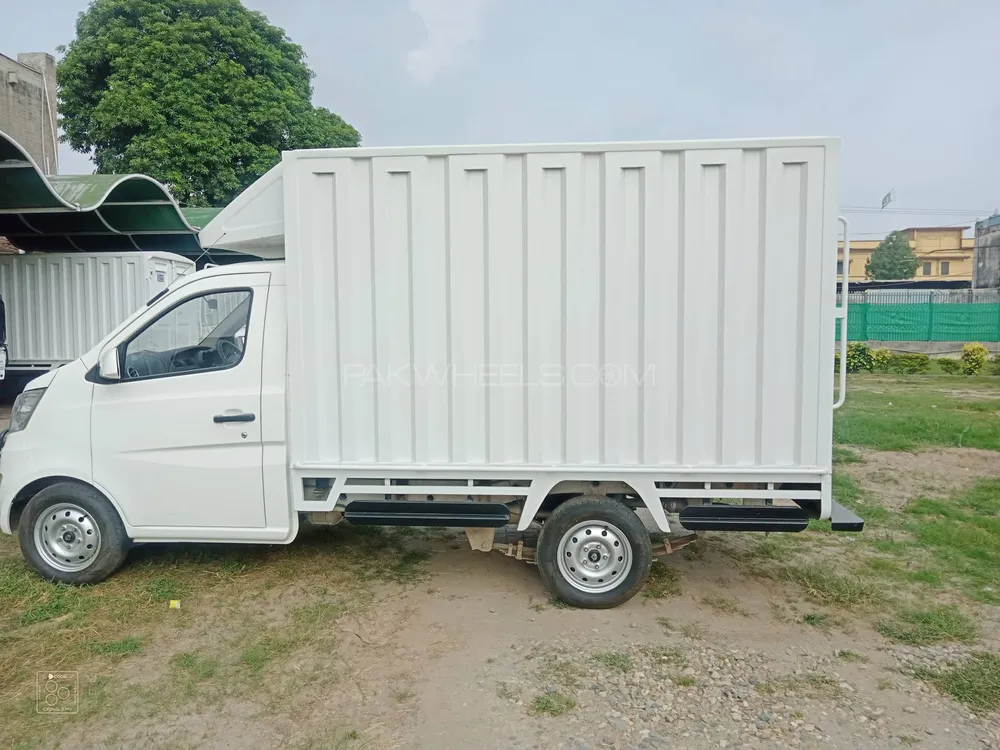 Changan M9 2025 for Sale in Sialkot Image-1
