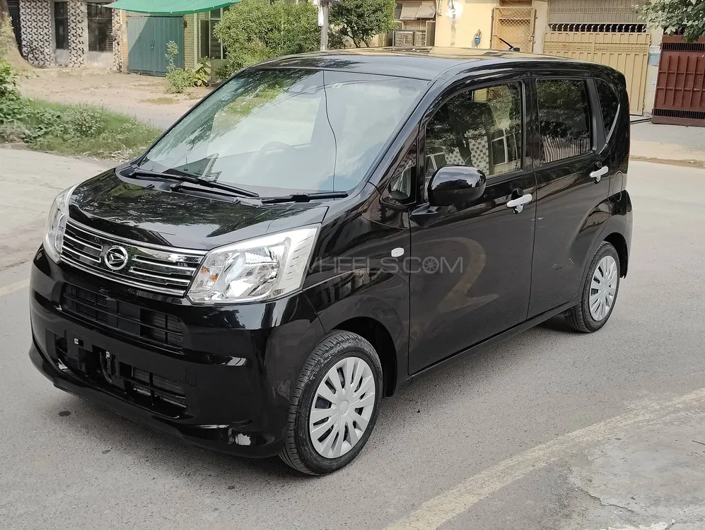 Daihatsu Move 2025 for Sale in Lahore Image-1