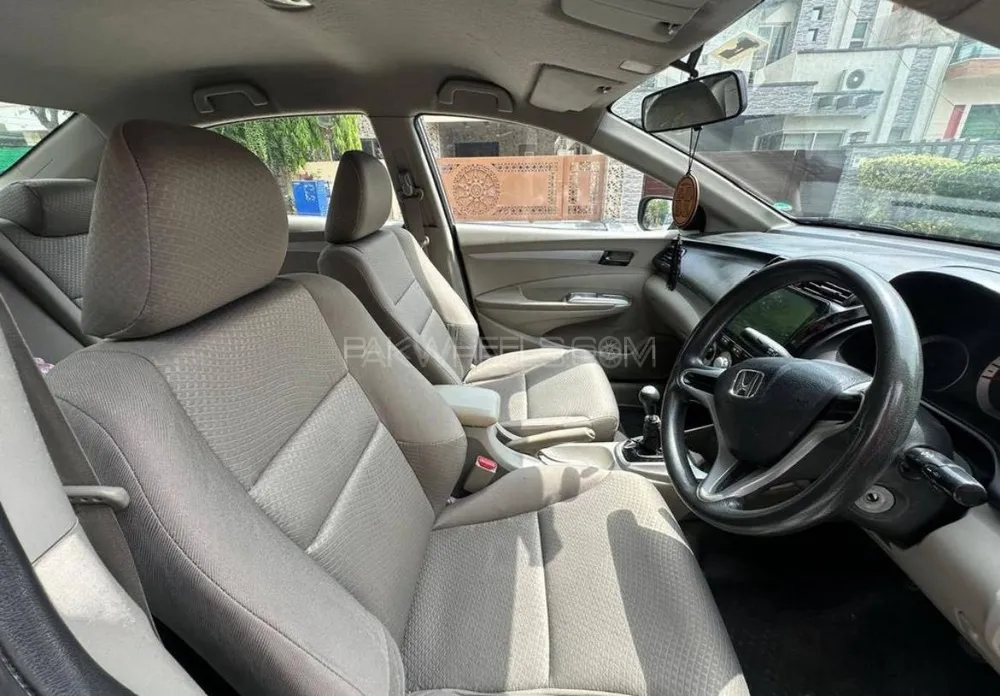 Honda City 2013 for Sale in Lahore Image-1