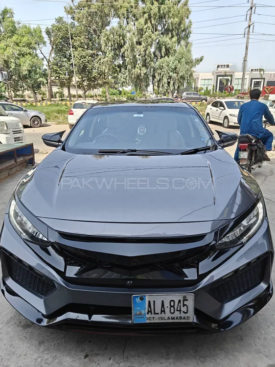 Honda Civic 2018 for Sale in Lahore Image-1