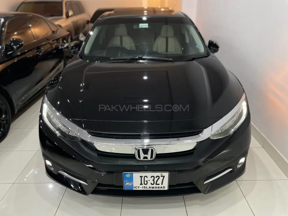 Honda Civic 2020 for Sale in Peshawar Image-1