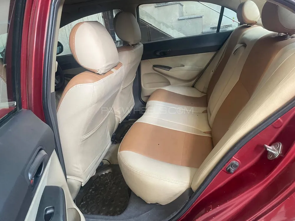 Honda Civic 2010 for Sale in Bahawalpur Honda Civic 2010 for Sale in Bahawalpur Image-9