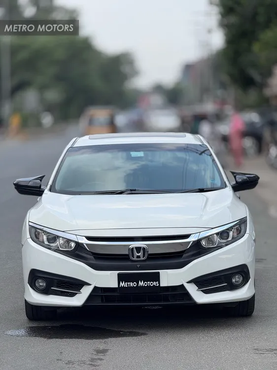 Honda Civic 2016 for Sale in Lahore Image-1