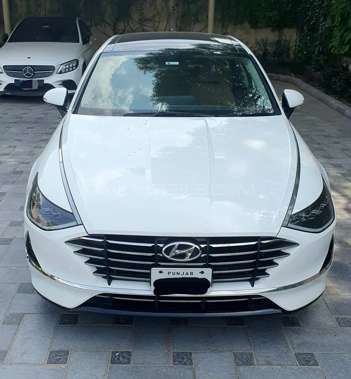 Hyundai Sonata 2023 for Sale in Lahore Image-1