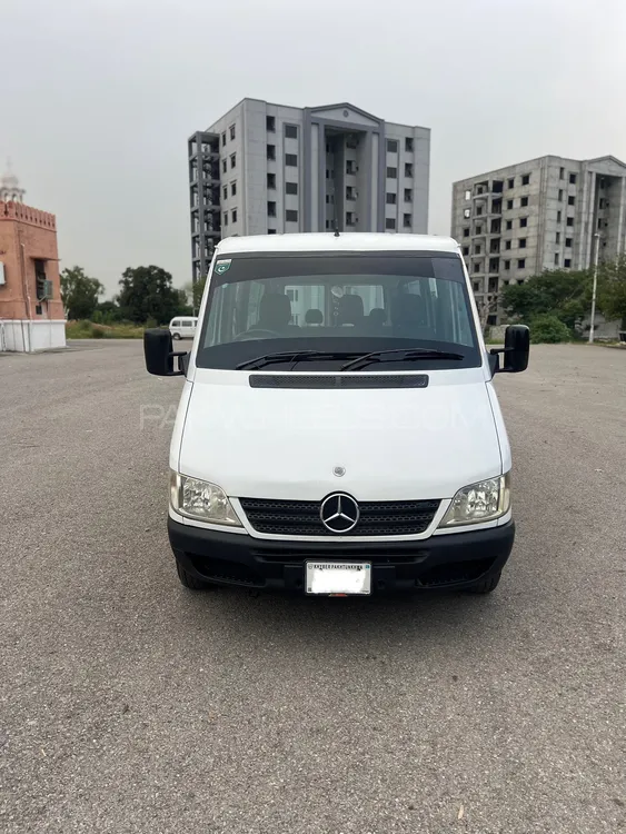 Mercedes Benz Sprinter 2005 for Sale in Wah cantt Image-1
