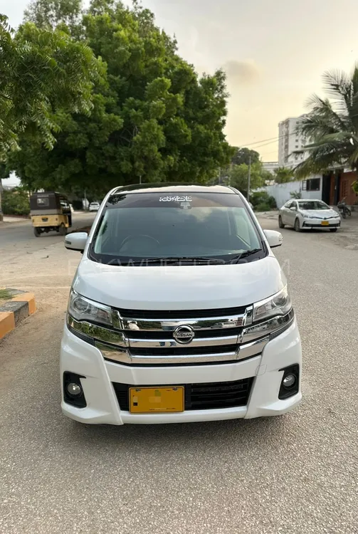 نسان ڈیز 2017 for Sale in کراچی Image-1