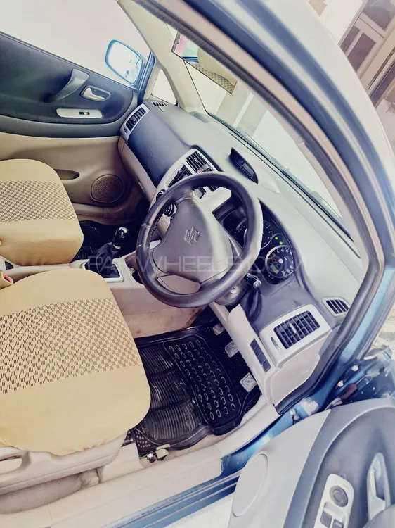 Suzuki Liana 2007 for Sale in Peshawar Image-1