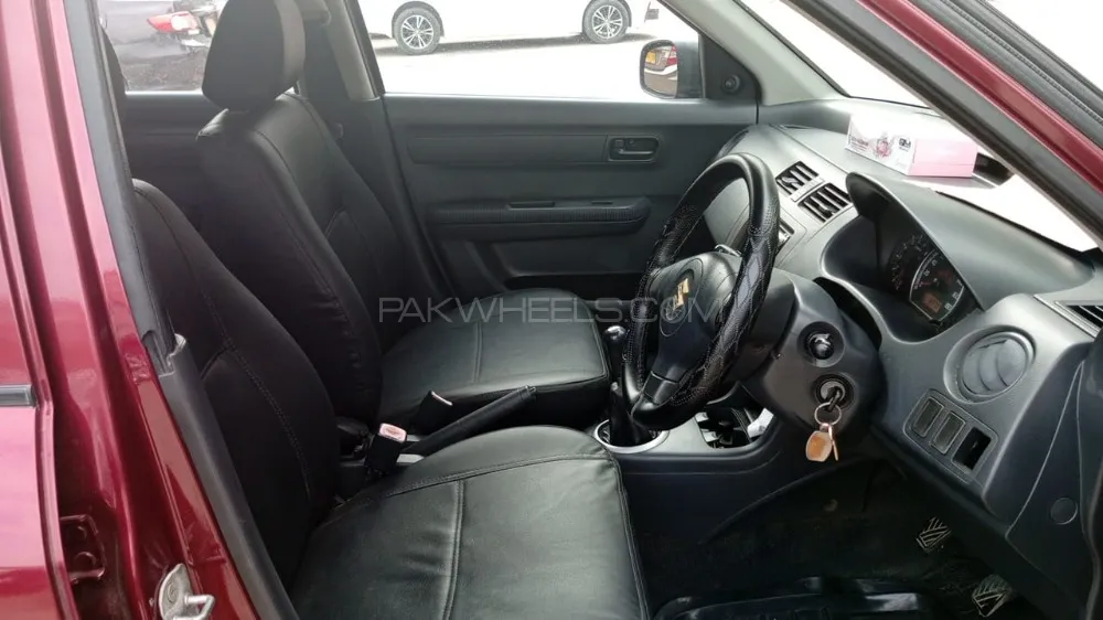 Suzuki Swift 2011 for Sale in Karachi Image-1