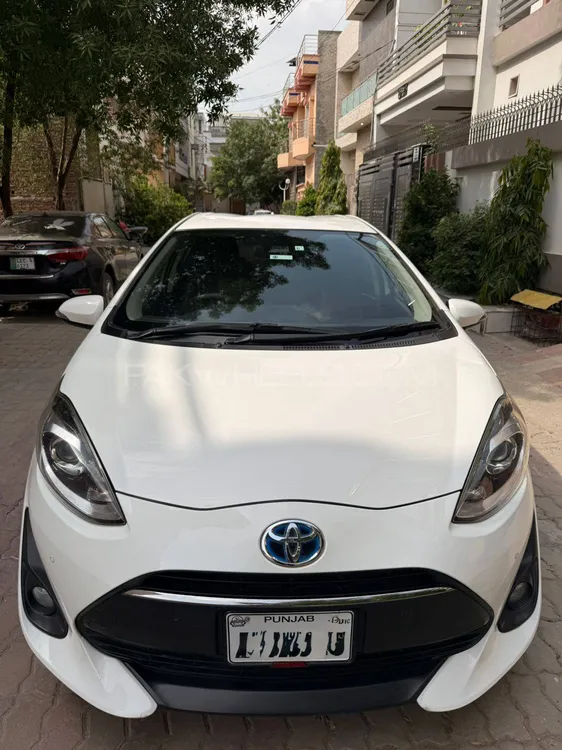 Toyota Aqua 2019 for Sale in Chiniot Image-1