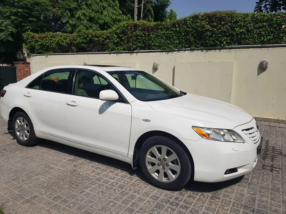 Toyota Camry 2007 for Sale in Lahore Image-1