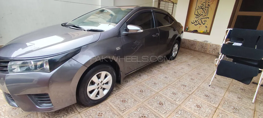 Toyota Corolla 2017 for Sale in Lahore Image-1