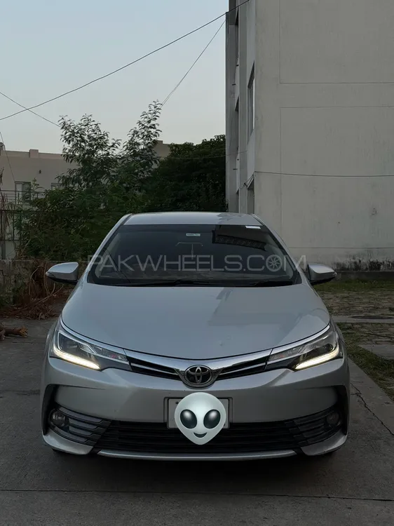 Toyota Corolla 2018 for Sale in Islamabad Image-1