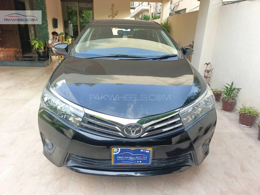 Toyota Corolla 2015 for Sale in Lahore Image-1