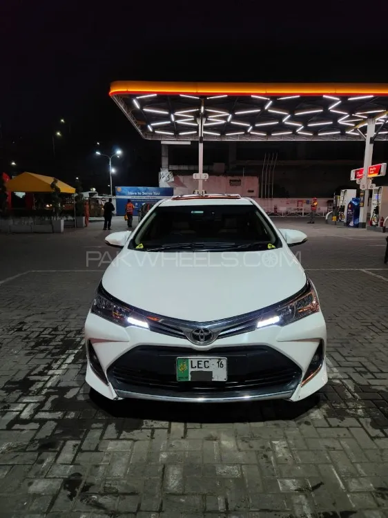 Toyota Corolla 2016 for Sale in Lahore Image-1