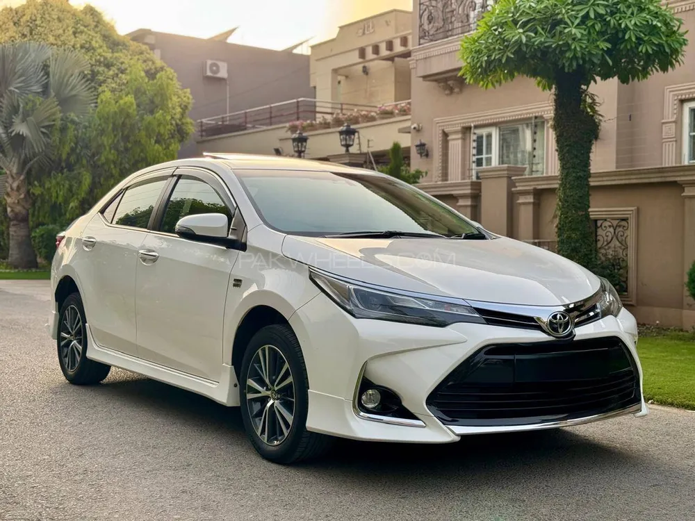 Toyota Corolla 2021 for Sale in Lahore Image-1