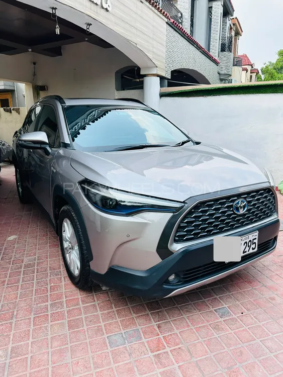Toyota Corolla Cross 2024 for Sale in Lahore Image-1