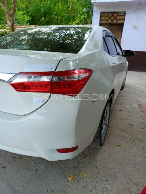 Toyota Corolla 2015 for Sale in Bannu Image-1