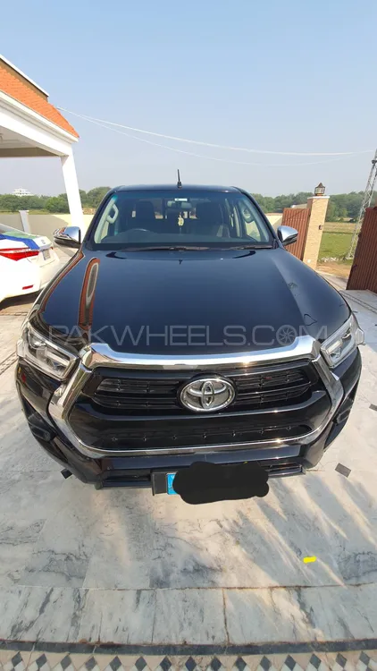 Toyota Hilux 2022 for Sale in Islamabad Image-1