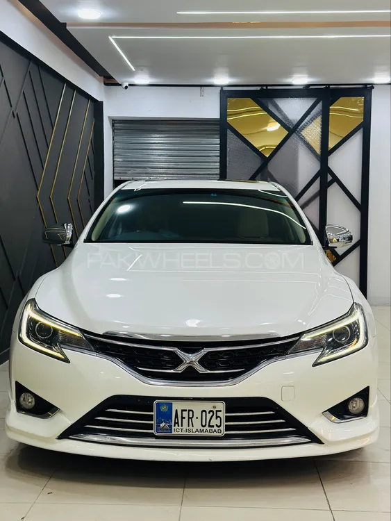 Toyota Mark X 2013 for Sale in Islamabad Image-1