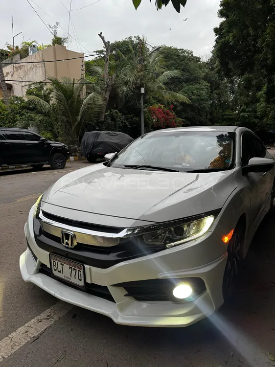 Honda Civic 2018 for Sale in Karachi Image-1