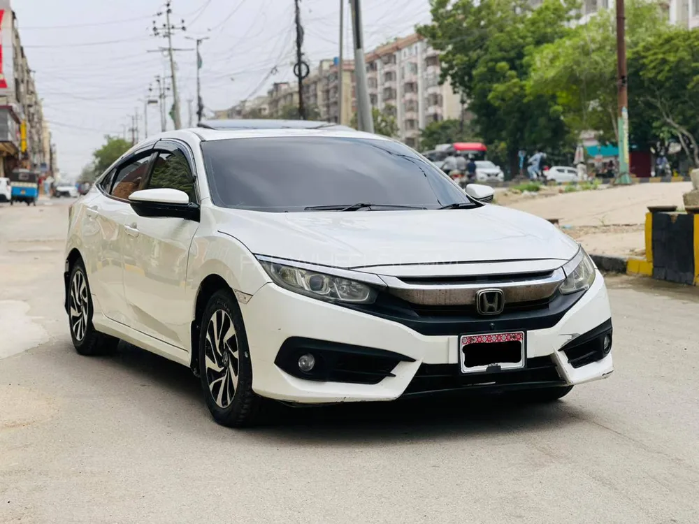 Honda Civic 2018 for Sale in Karachi Image-1