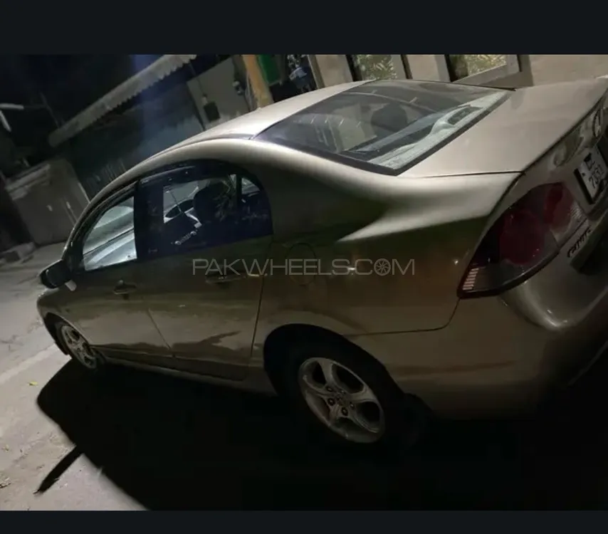 Honda Civic 2010 for Sale in Lahore Image-1