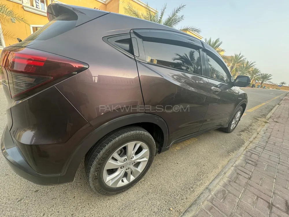 Honda Vezel 2018 for Sale in Karachi Image-1