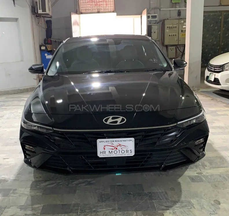 Hyundai Elantra 2025 for Sale in Lahore Image-1