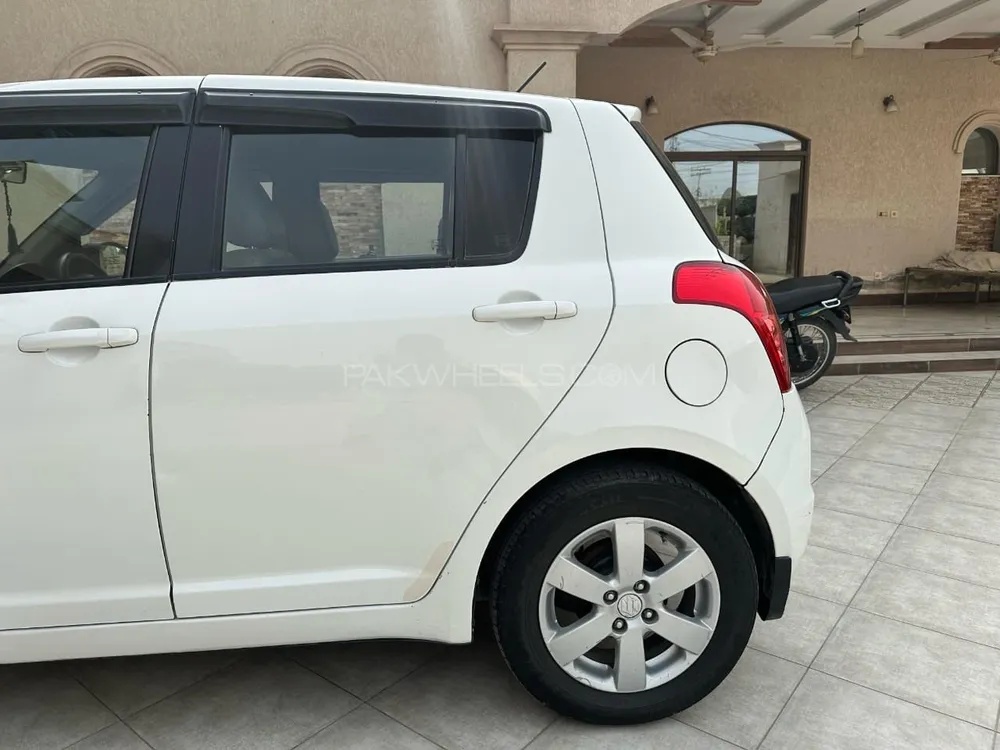 Suzuki Swift 2021 for Sale in Multan Suzuki Swift 2021 for Sale in Multan Image-3