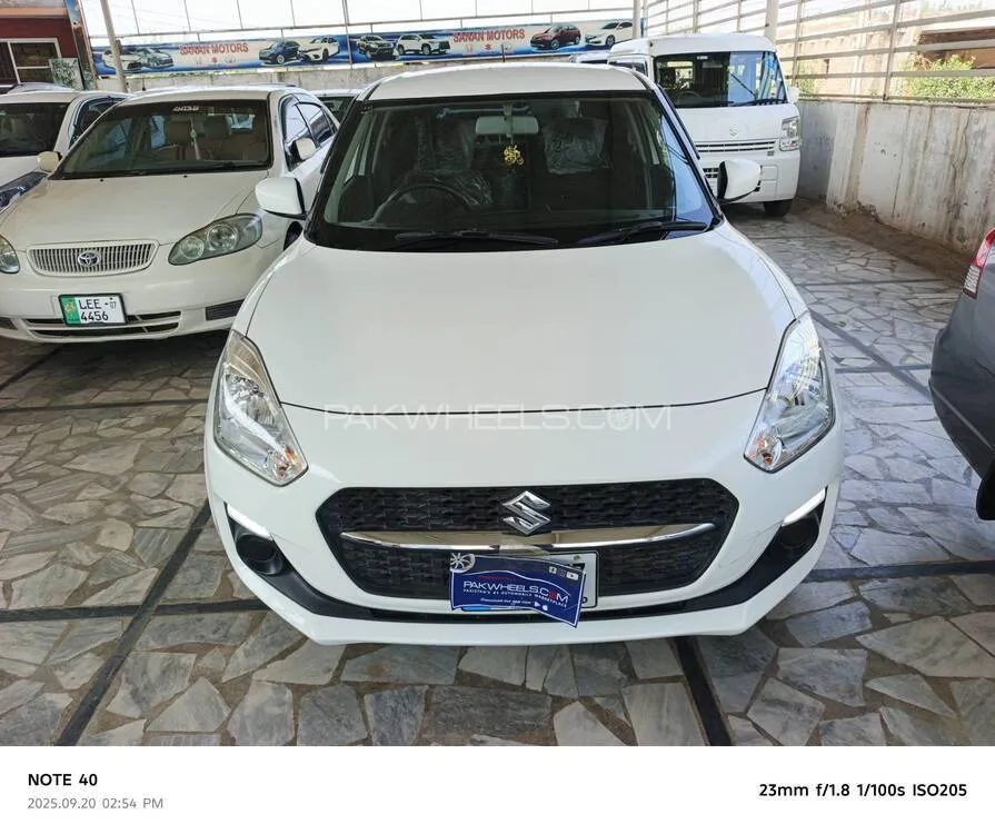 Suzuki Swift 2023 for Sale in Peshawar Image-1