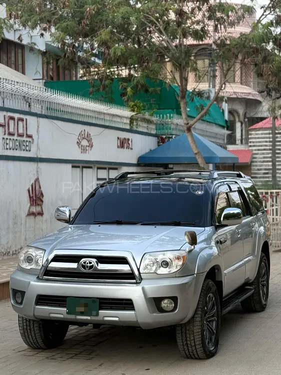Toyota 4 Runner 2005 for Sale in Karachi Image-1