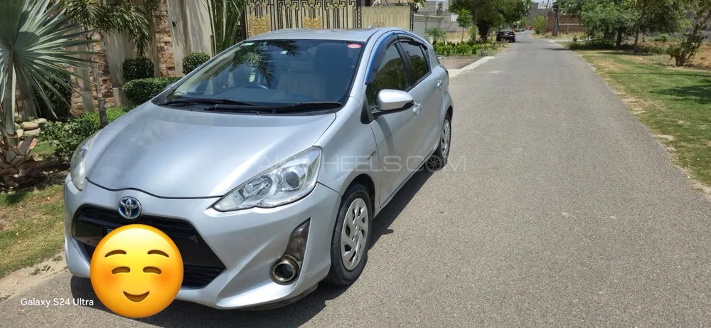 Toyota Aqua 2018 for Sale in Lahore Toyota Aqua 2018 for Sale in Lahore Image-5