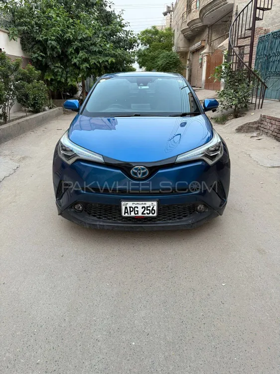 ٹویوٹا سی-ایچ آر 2017 for Sale in ساہیوال Image-1
