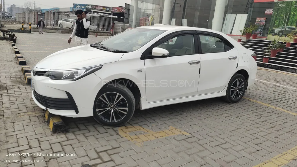 Toyota Corolla 2019 for Sale in Kohat Image-1