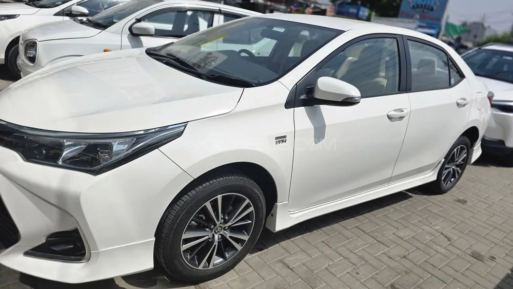 Toyota Corolla 2022 for Sale in Lahore Image-1