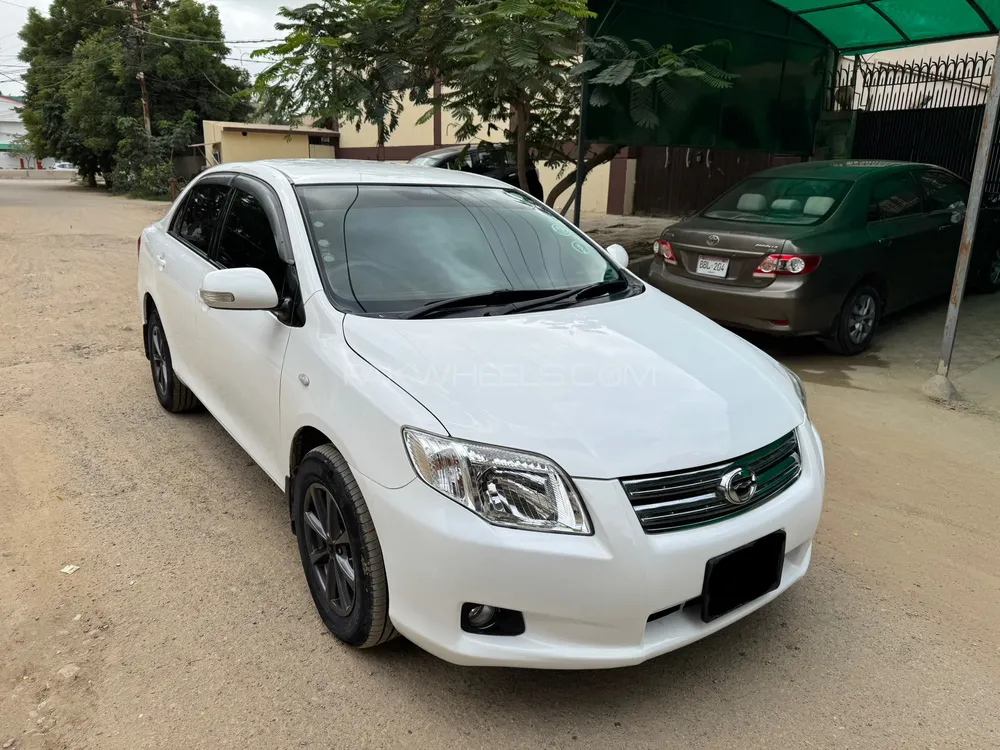 Toyota Corolla Axio 2007 for Sale in Karachi Image-1
