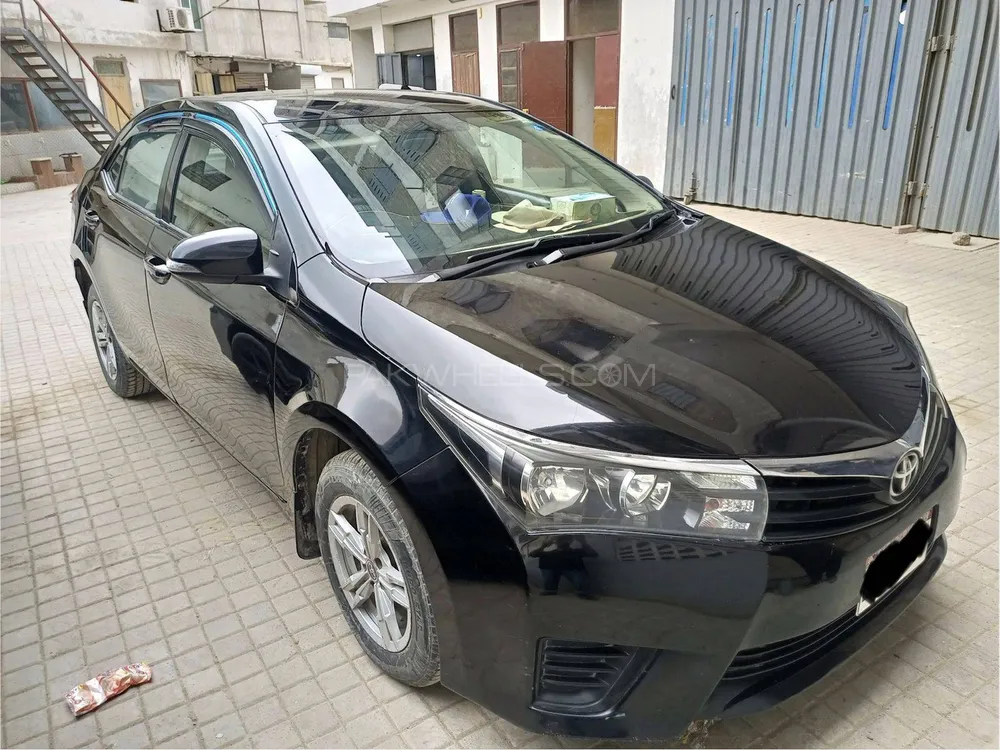 Toyota Corolla 2016 for Sale in Chishtian Image-1