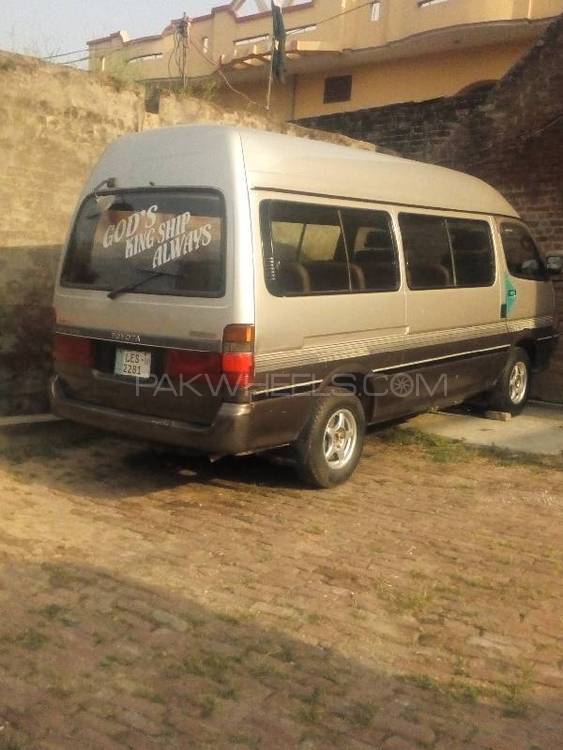 Toyota Hiace 2008 for Sale in Gujrat Image-1