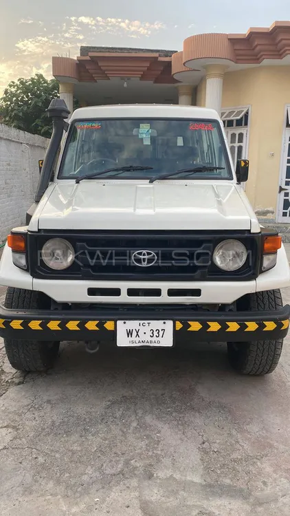 Toyota Land Cruiser 2006 for Sale in Wah cantt Image-1