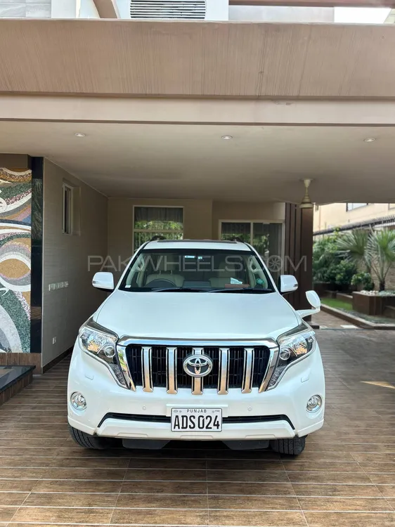 Toyota Prado 2016 for Sale in Lahore Image-1