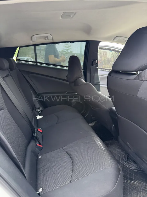 Toyota Prius 2021 for Sale in Sialkot Toyota Prius 2021 for Sale in Sialkot Image-6