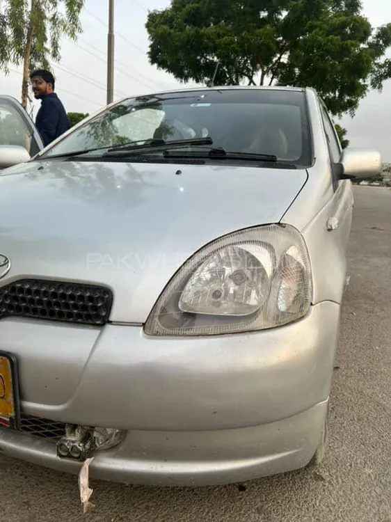 Toyota Vitz 1999 for Sale in Karachi Image-1