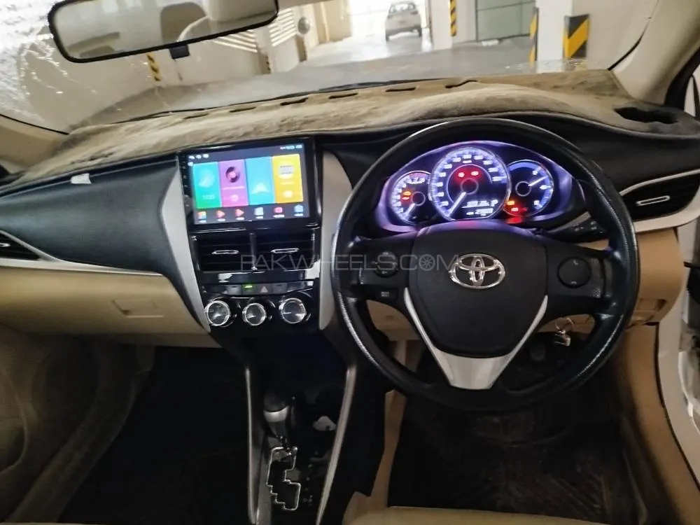Toyota Yaris Sedan 2024 for Sale in Karachi Image-1